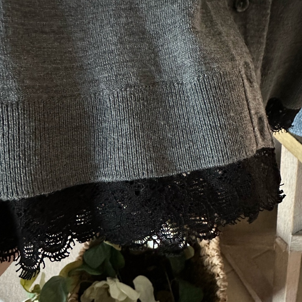 Cardigan - Picture 2 of 5